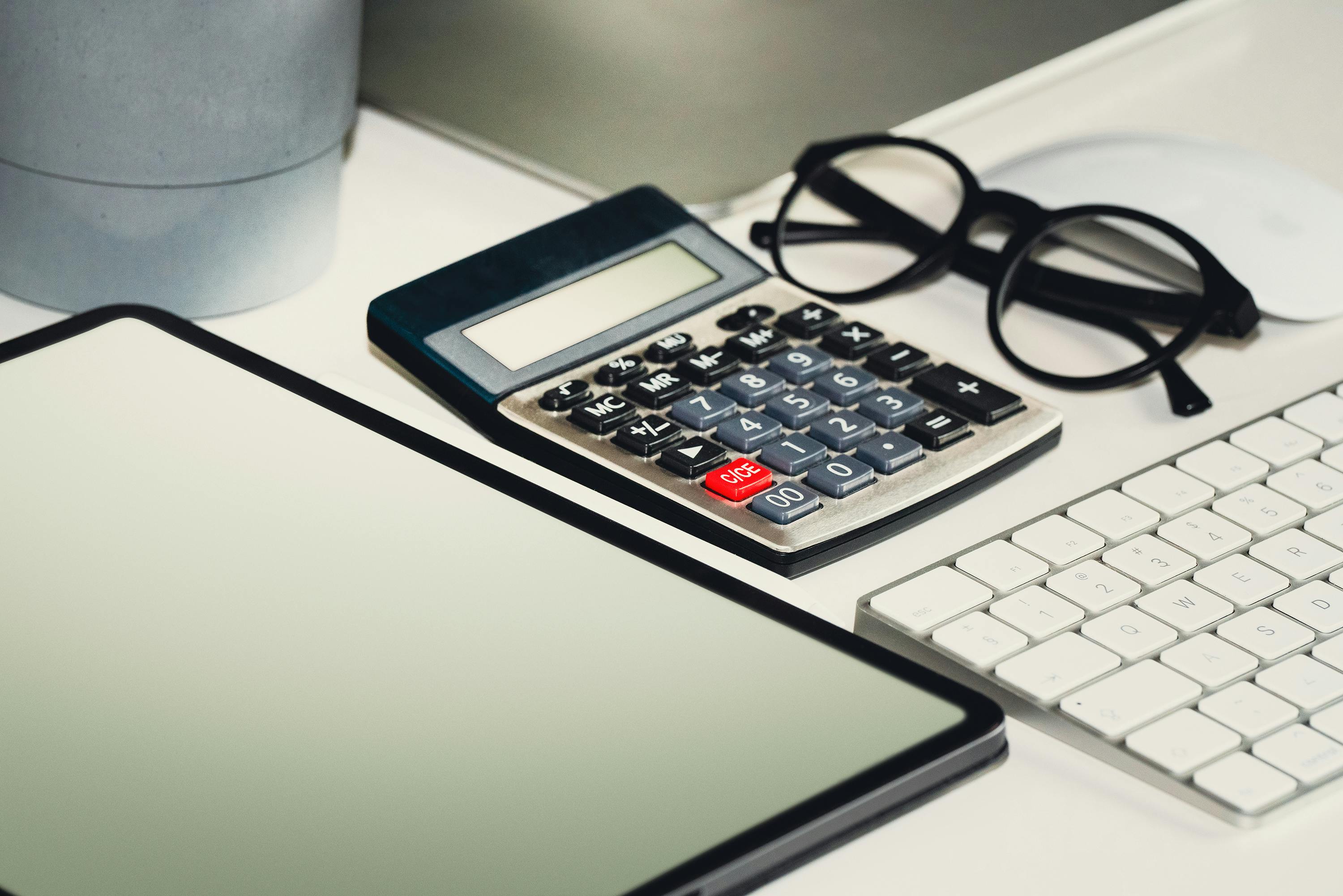 Calculator and documents for tax planning